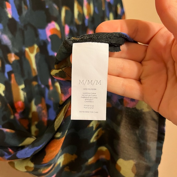 Cabi Sabine Abstract Watercolor Button Down High Neck Modest Artsy Blouse - Picture 7 of 10